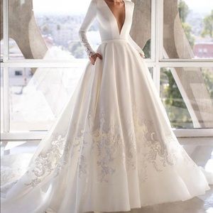 Gorgeous Milan wedding dress